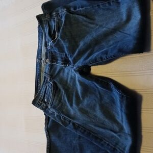 𝅺JEANS. Austyn jeans. Size 31 x 32